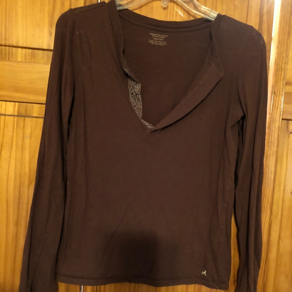 Brown American Eagle shirt